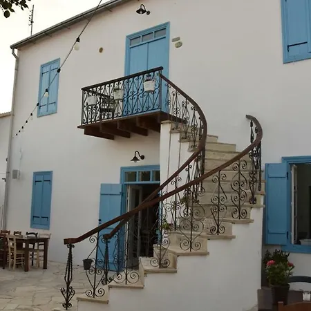 Athieno - αθηαινώ Athienou