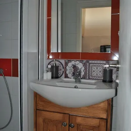 Athieno - αθηαινώ Apartament *