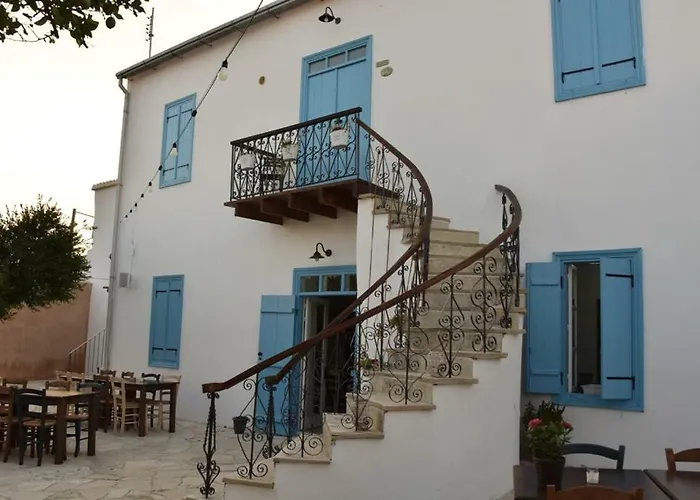 Athieno - αθηαινώ Athiénu