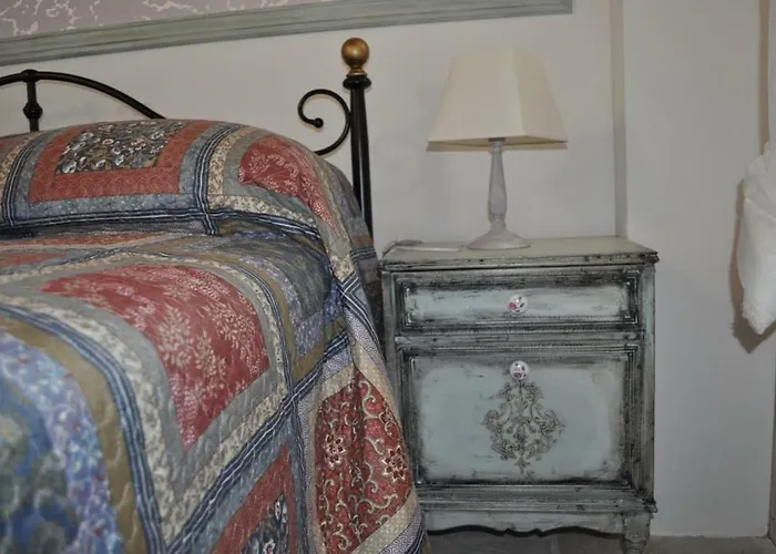 Athieno - αθηαινώ * Athiénu